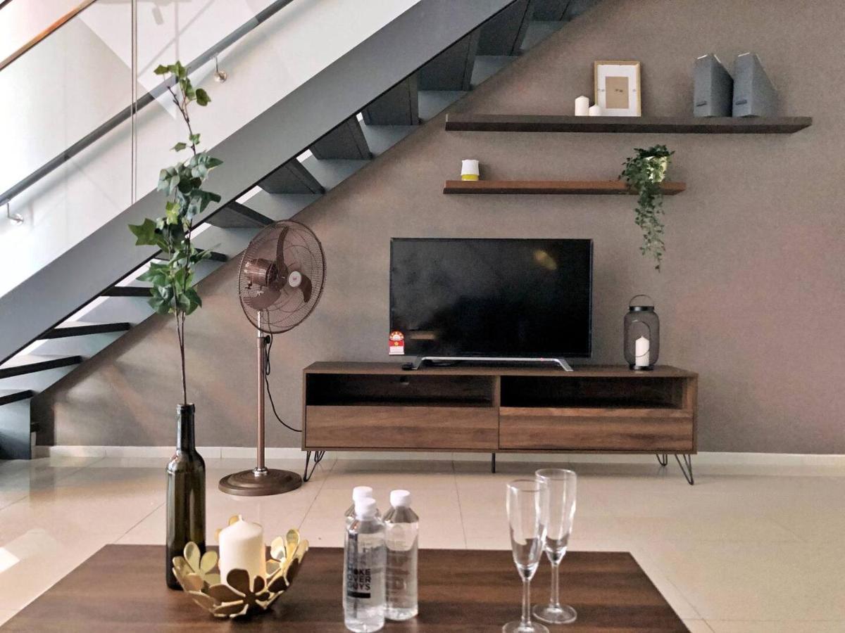 Modern Industrial Duplex Loft- Ekocheras-Mrt 3Pax Kuala Lumpur Esterno foto